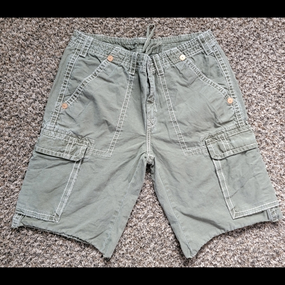 Men Cargo Shorts (olive)